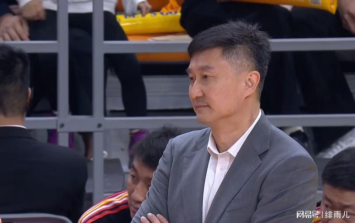 交易杨溢?广东后卫线惨遭暴打,没有徐杰真不行!