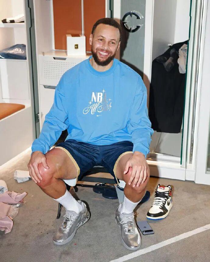 九游app-库里赛季报销？可能……