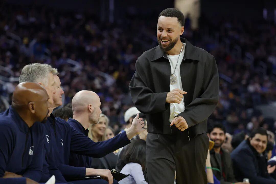 九游app-库里赛季报销？可能……